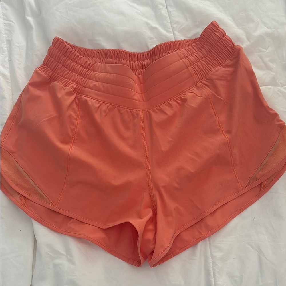 NWOT lululemon athletica hotty hot high rise 2.5in shorts in coral kiss